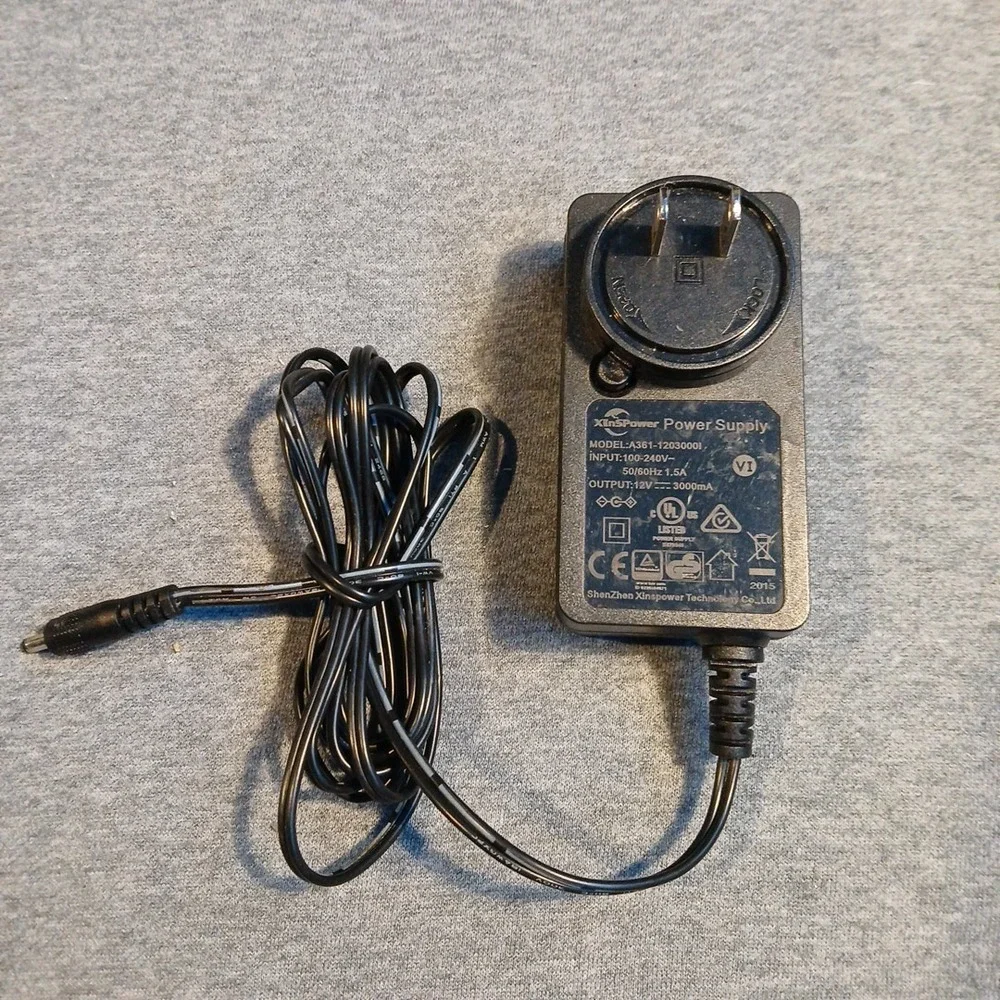 Xin5‎ Power Supply Model A381, Input 100-240V, Output 12V, 5' Cable